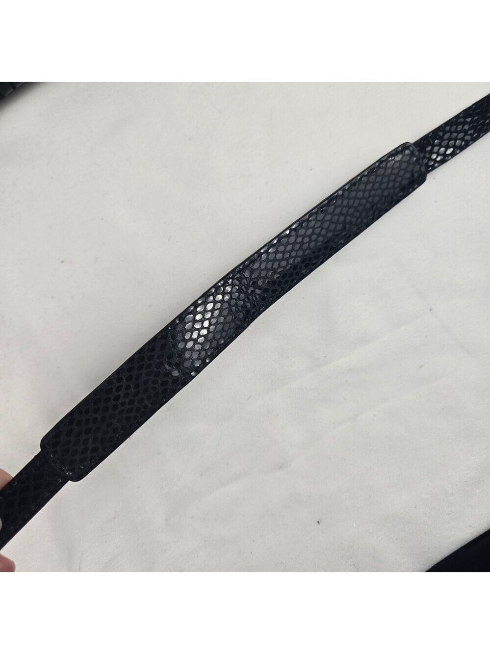 Michael Kors Black Patent Python Embossed Laptop Computer Case Double Zip Strap - Picture 8 of 14